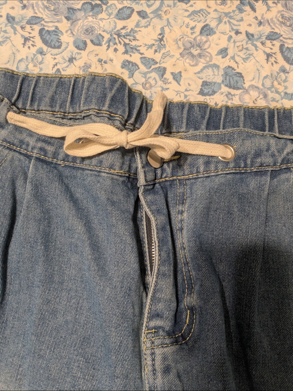 Baggy Cargo Jeans with Drawstring Waist - Blue Denim - Picture 5 of 6